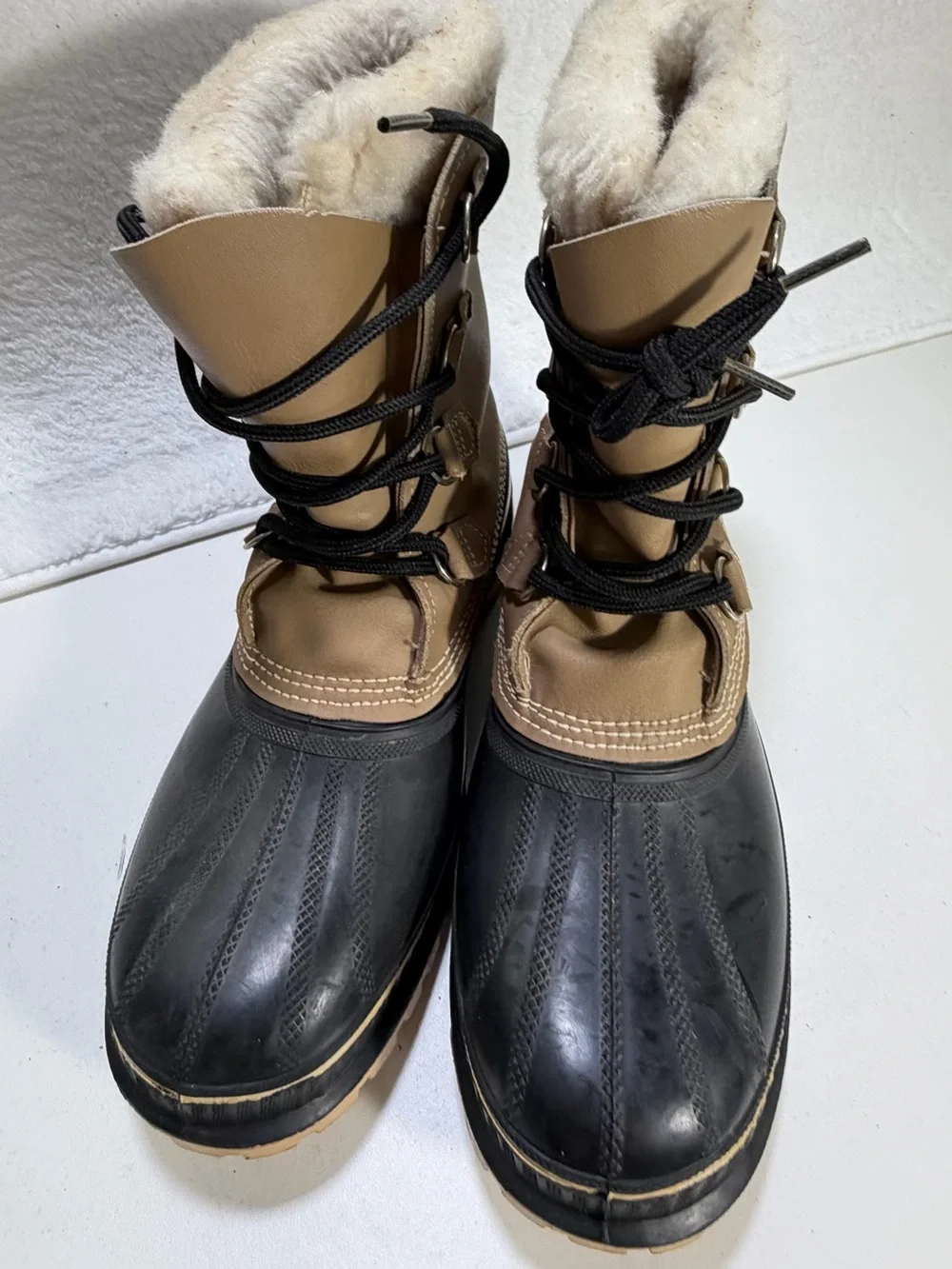 Sorel Caribou Boots Made in Canada Leather Snow Boots Tan and Black Men Size 8